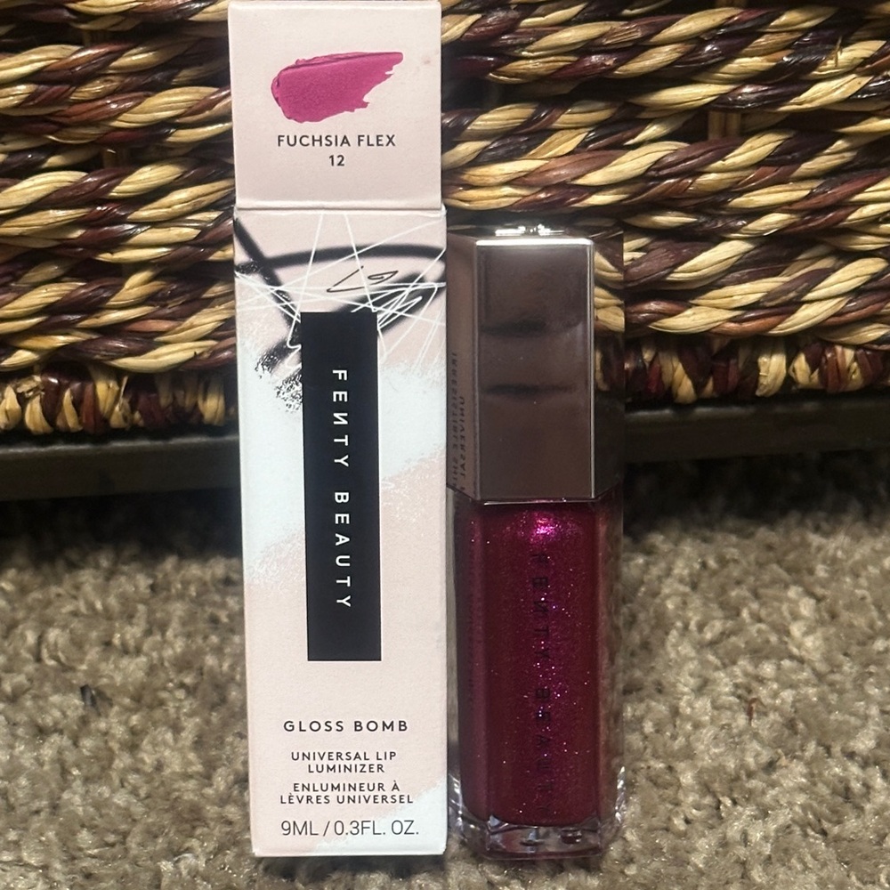 Fenty Beauty Gloss Bomb - Fuchsia Flex